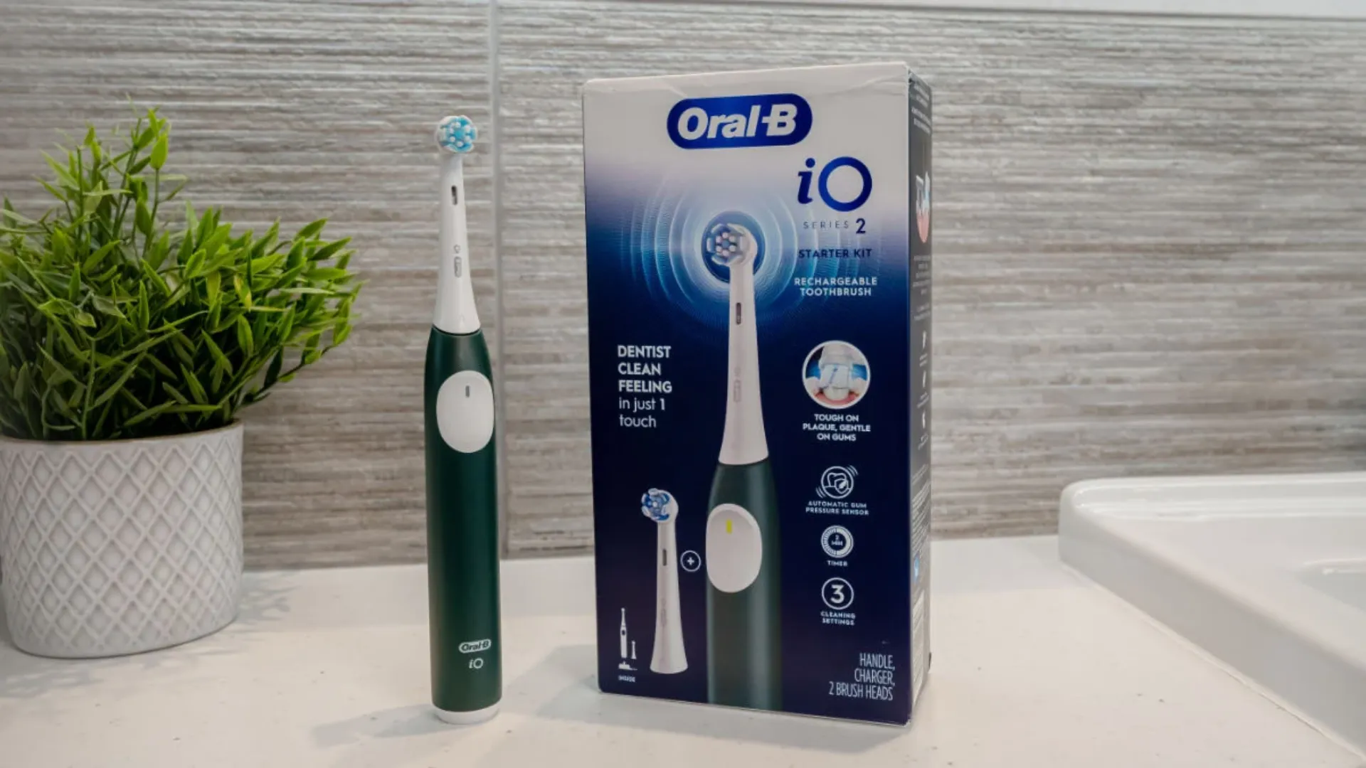 Зубна електрощітка BRAUN Oral-B iO Series 2 (Pink)