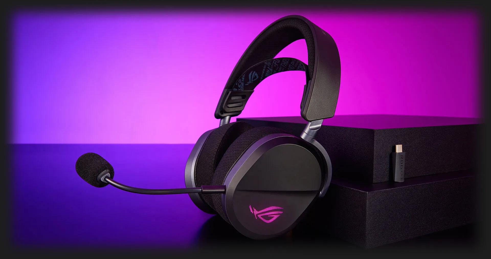Ігрова гарнітура ASUS ROG Pelta (White) (UA)