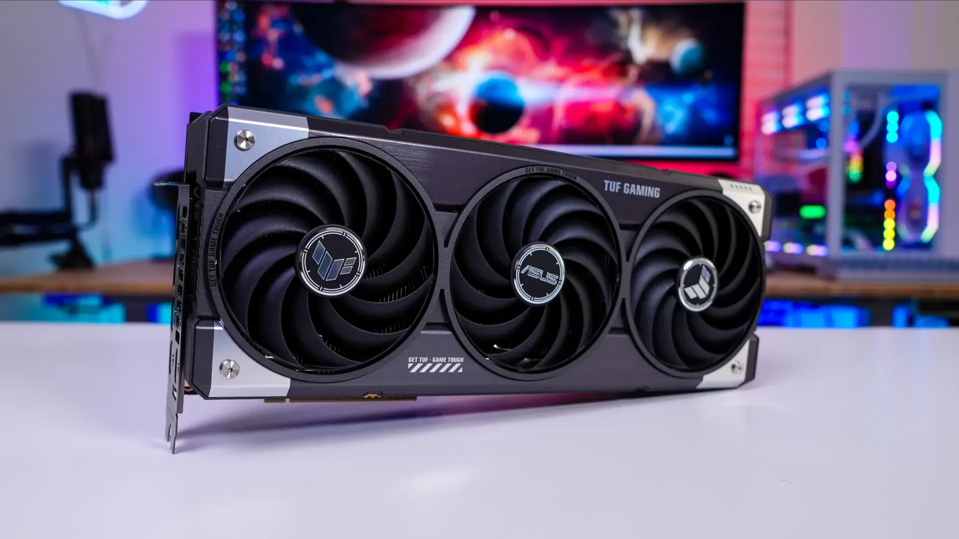 Відеокарта ASUS GeForce RTX 5070 TUF Gaming 12GB (90YV0LZ0-M0NA00)