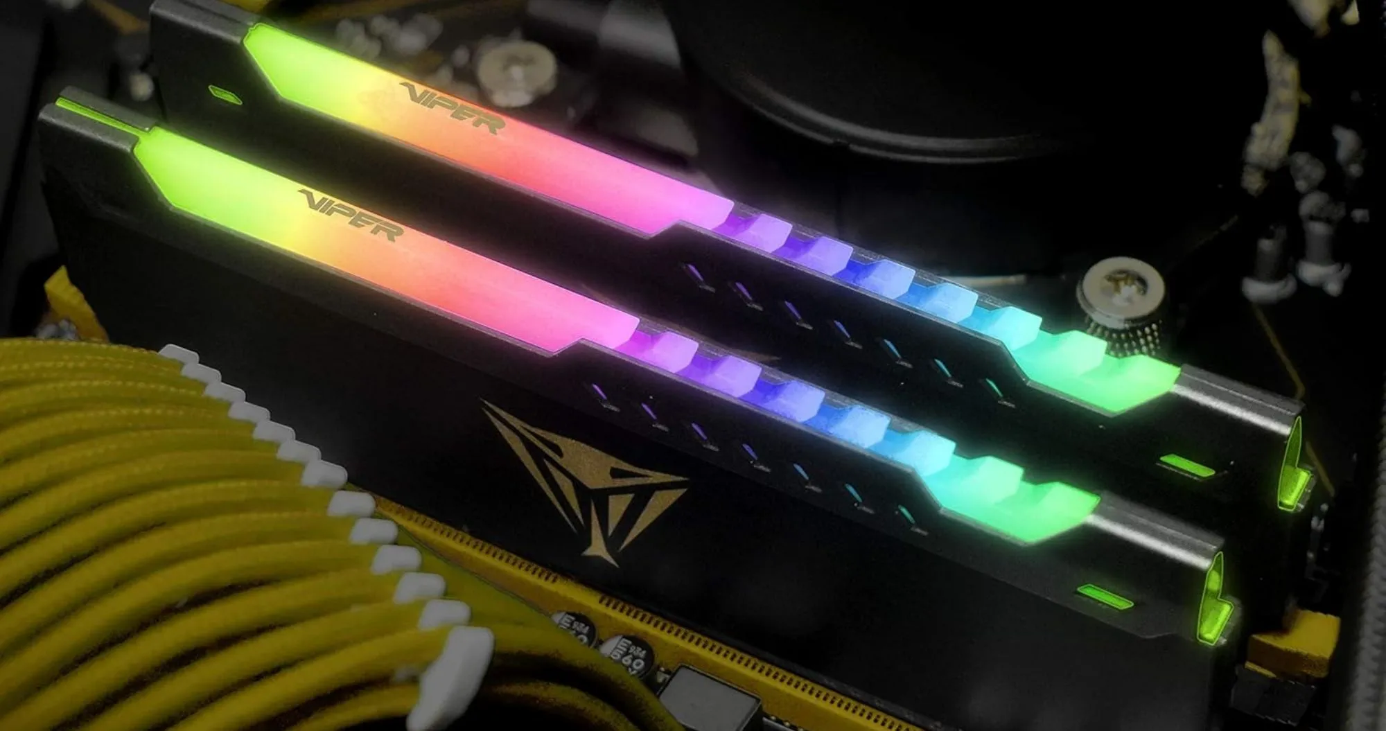 Оперативна памʼять Patriot Viper Steel RGB Black DDR4 64GB 2x32GB 3600MHz (PVSR464G360C0K)
