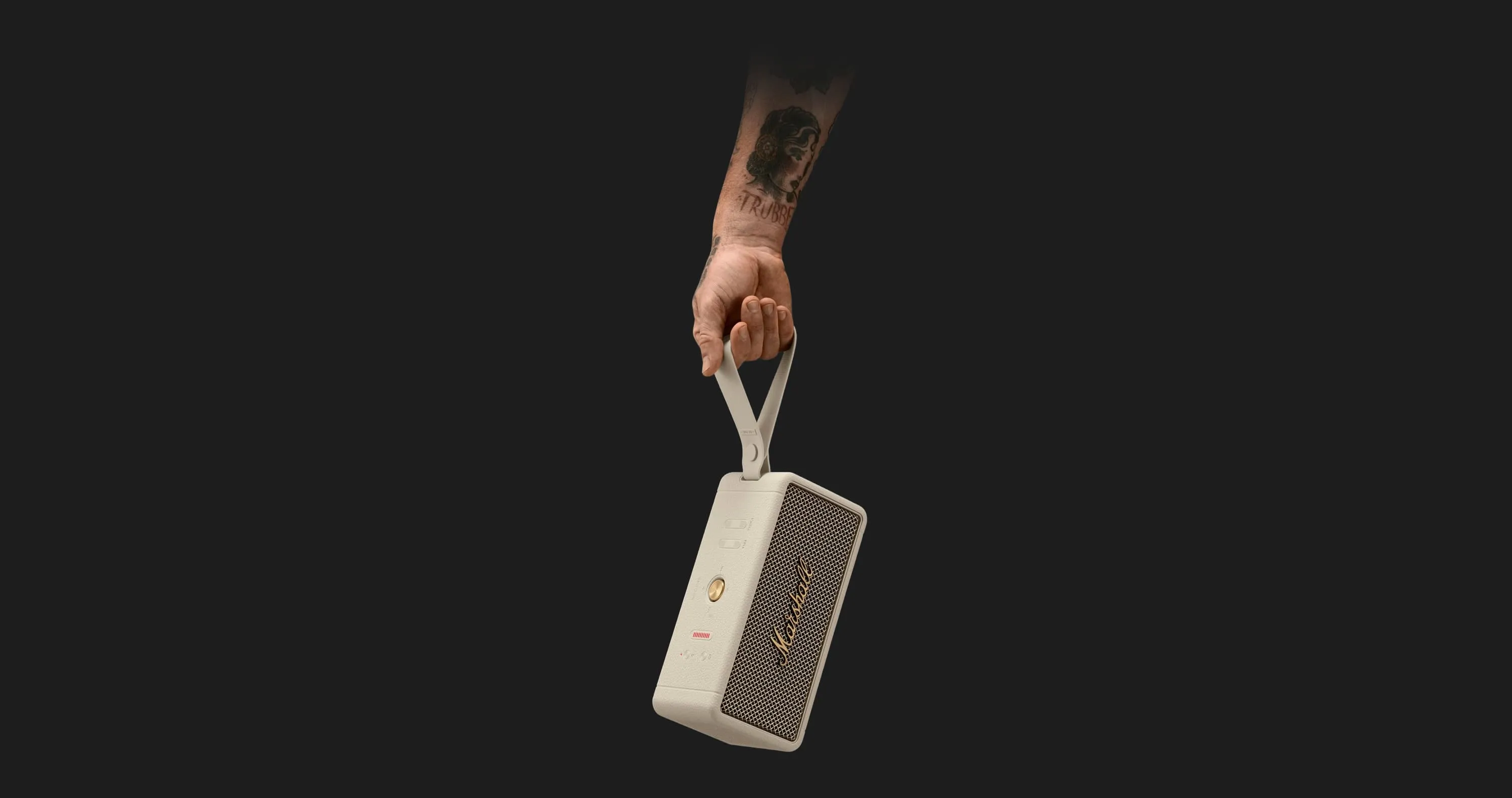 Акустика Marshall Portable Speaker Middleton (Black and Brass)