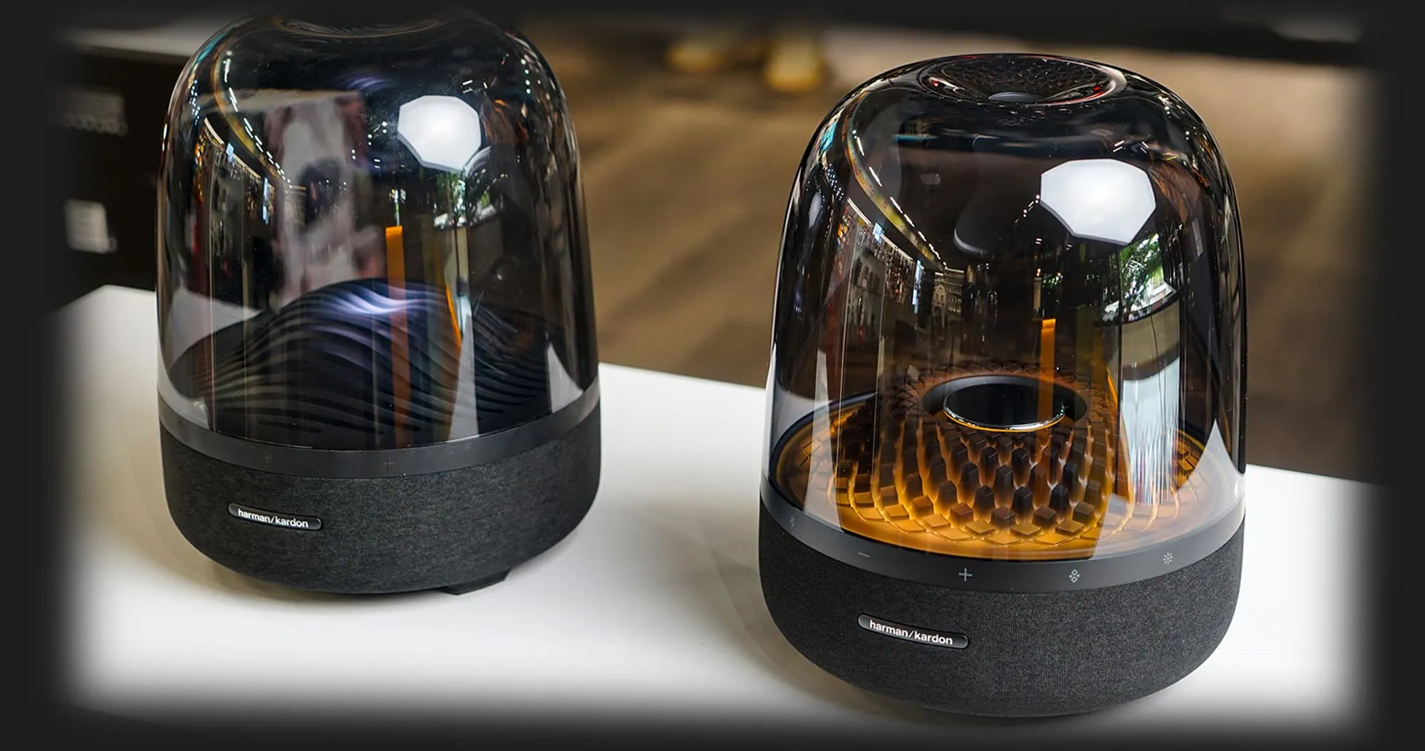 Harman / Kardon Aura Studio 4 (Black)