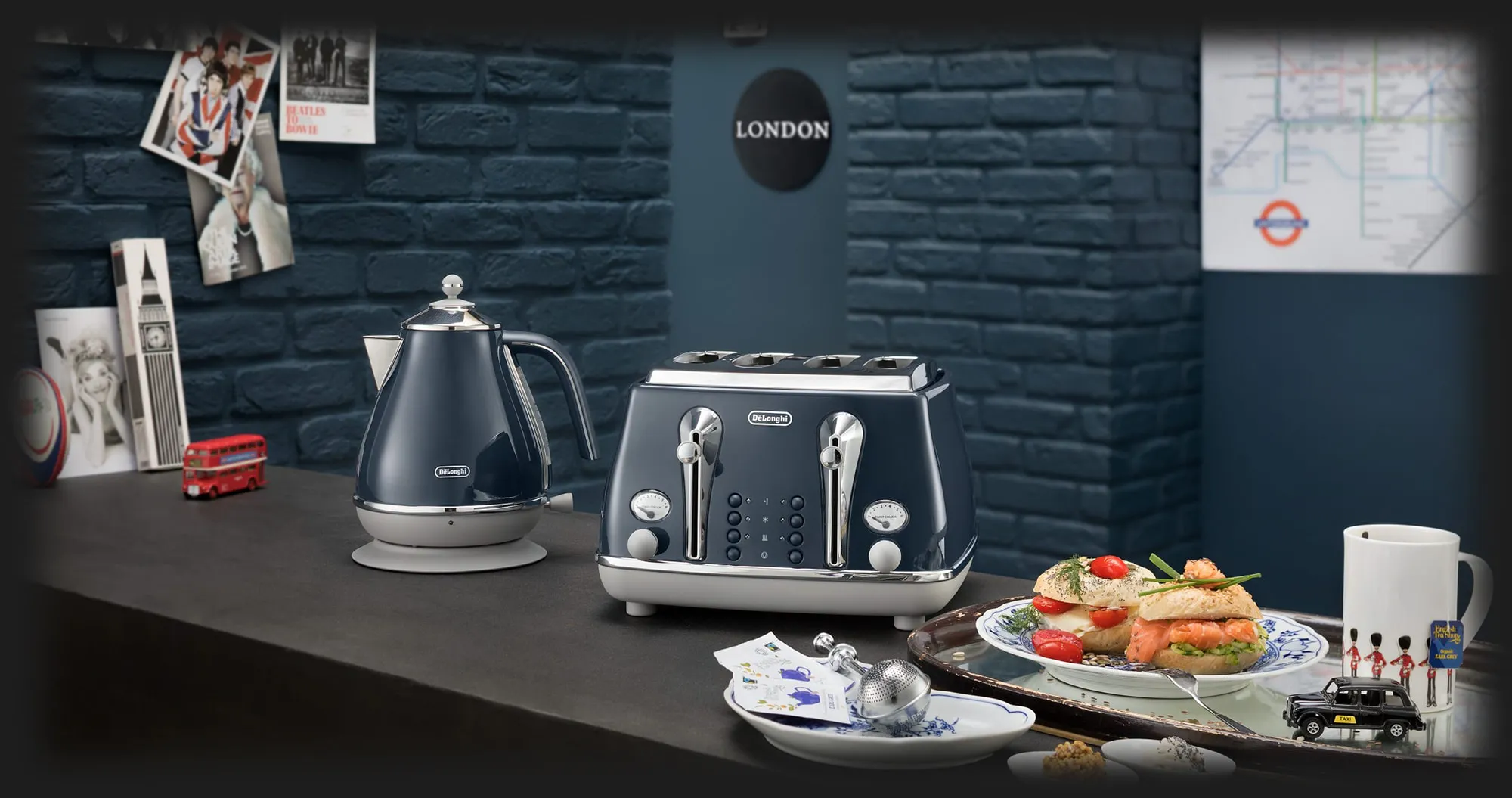 Електрочайник DeLonghi Icona Capitals (Yellow)