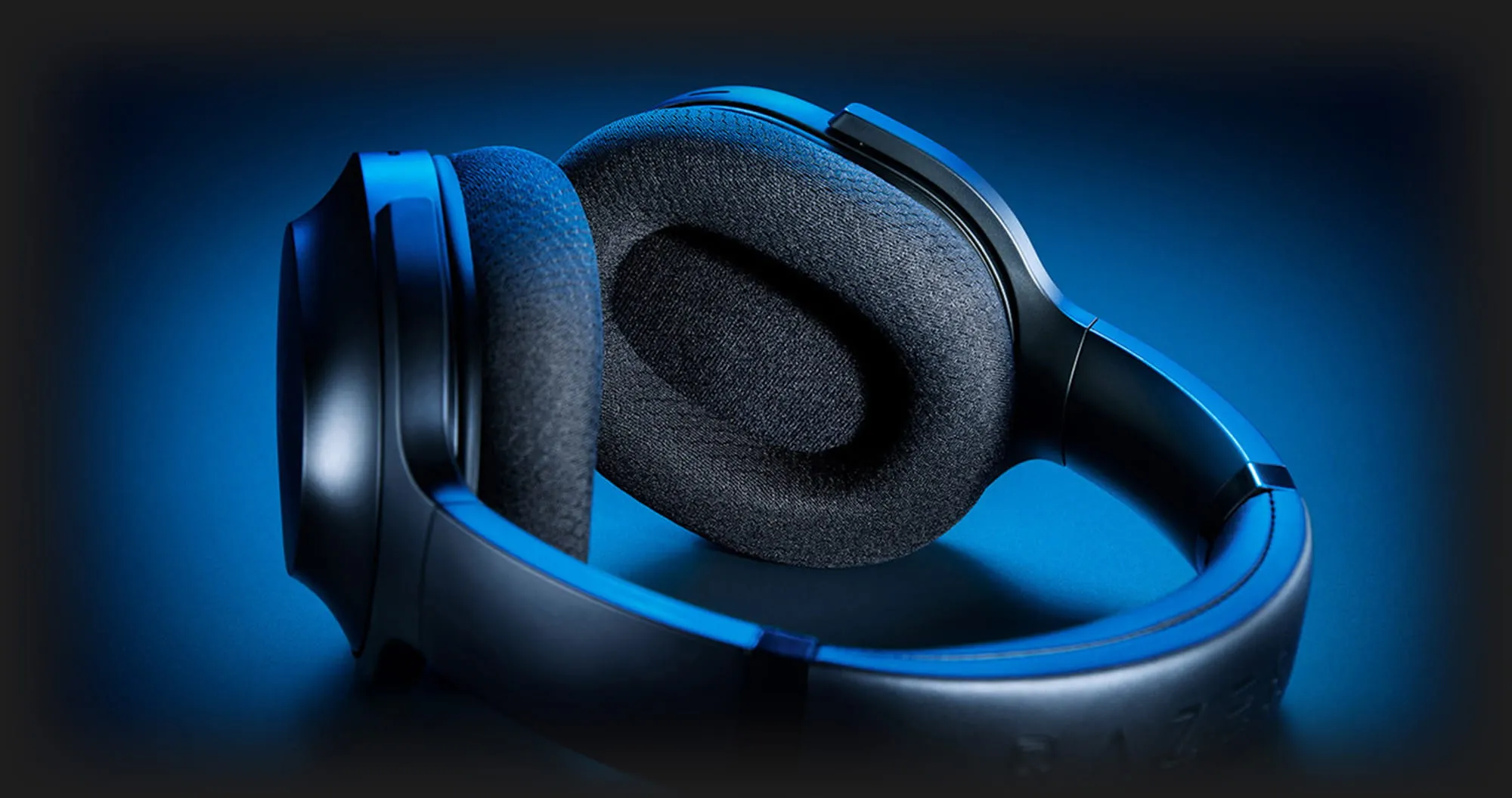 Ігрова гарнітура RAZER Barracuda (Black) (RZ04-03790100-R3M1) (UA)