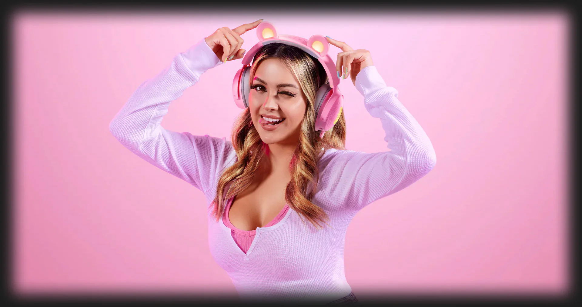 Ігрова гарнітура RAZER Kraken Kitty Ed V2 Pro (Black) (RZ04-04510100-R3M1)