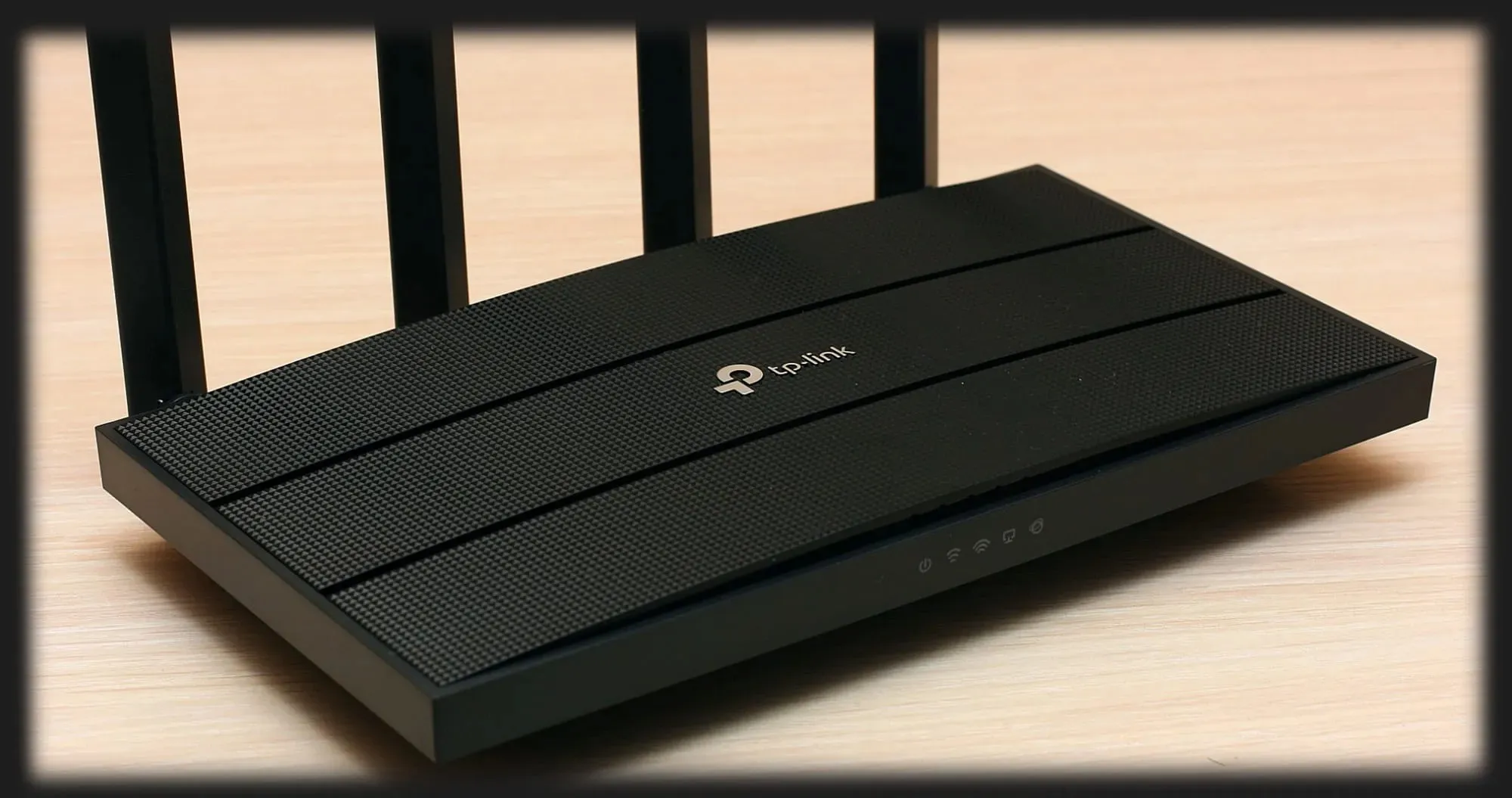 Маршрутизатор TP-Link Archer AX12 (Black)