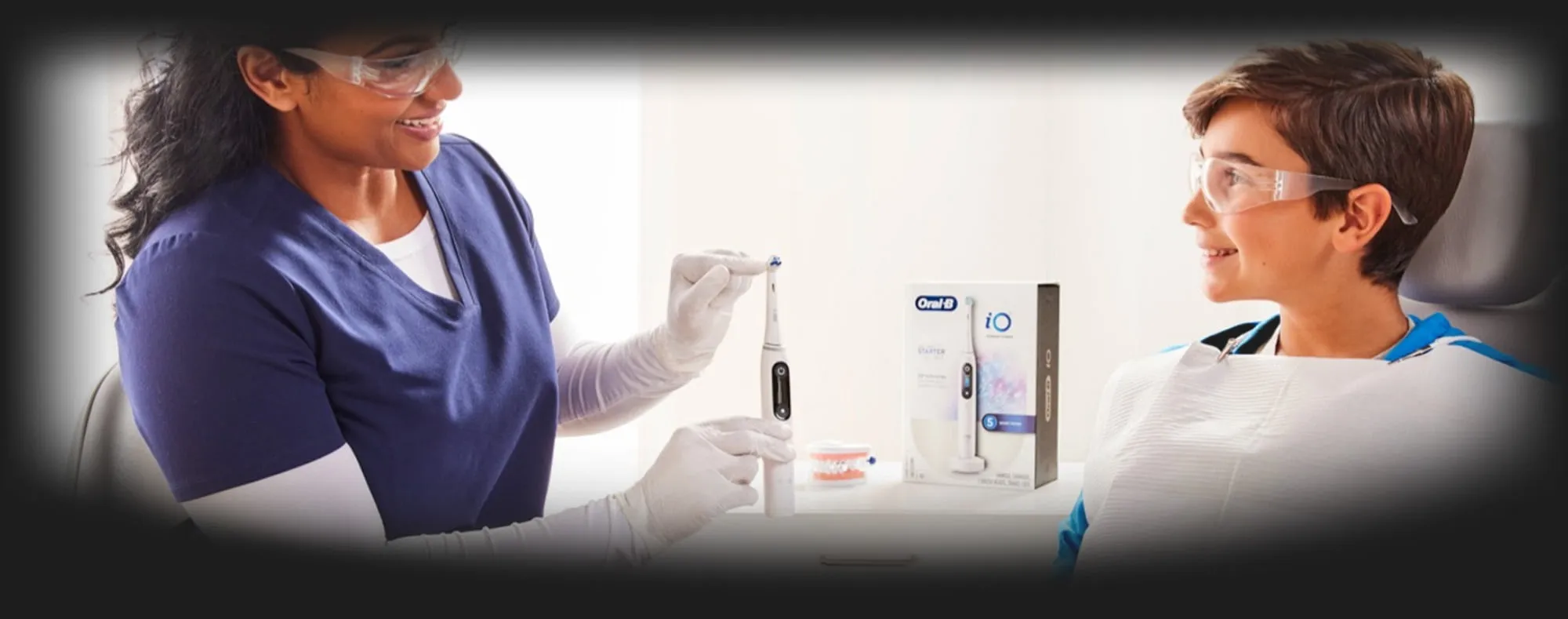 Зубна електрощітка BRAUN Oral-B iO Series 3 (Ice Blue)
