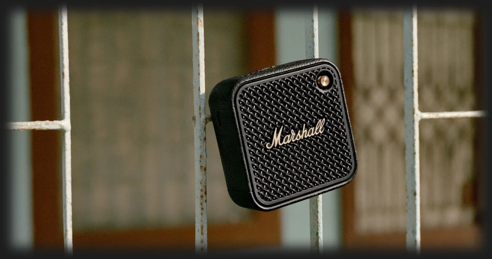 Акустика Marshall Portable Speaker Willen II (Cream)
