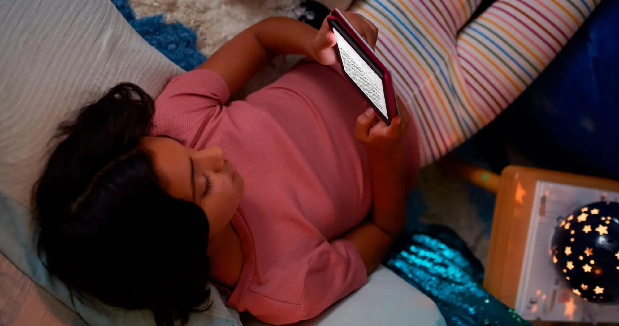 Електронна книга Amazon Kindle Kids 11th Gen (2022) (Space Whale) (Standard)