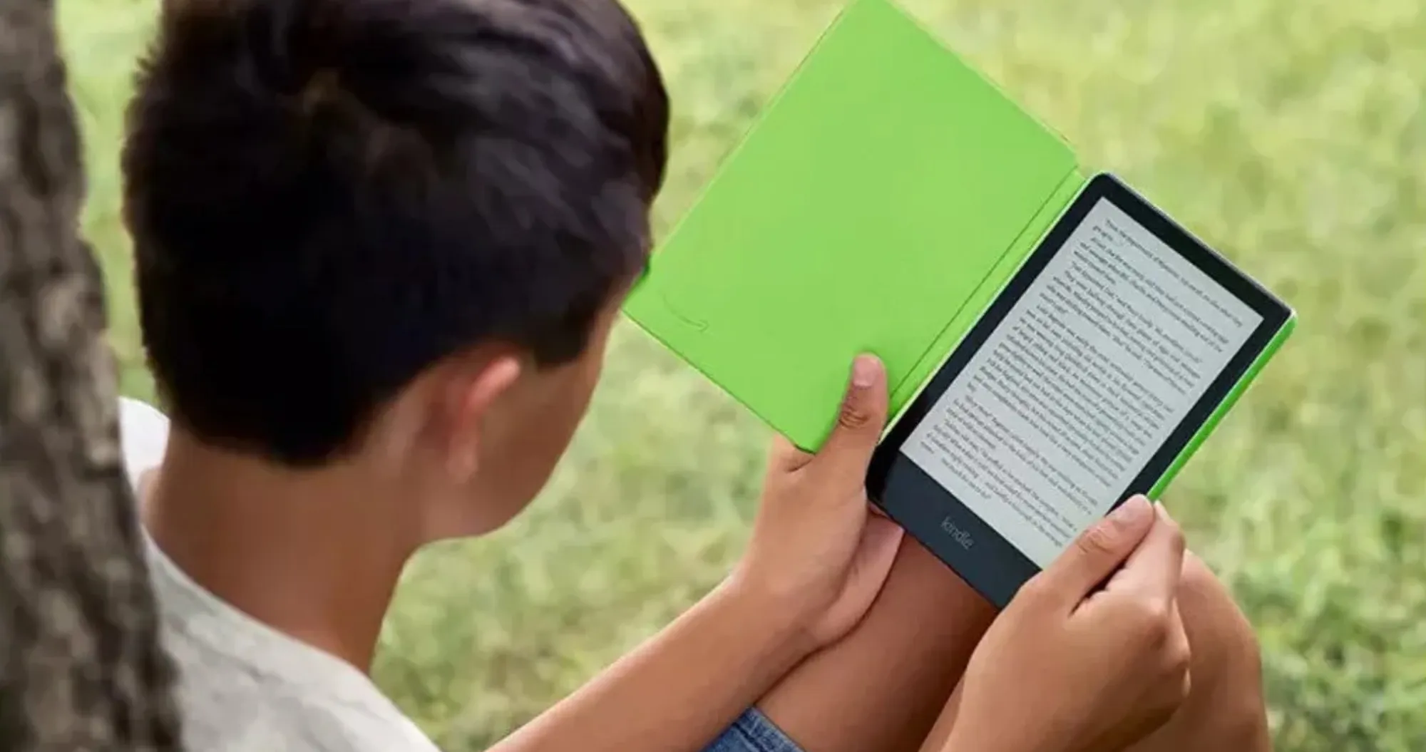 Електронна книга Amazon Kindle Paperwhite Kids 11th Gen (2021) (Robot Dreams Cover) (Standard)