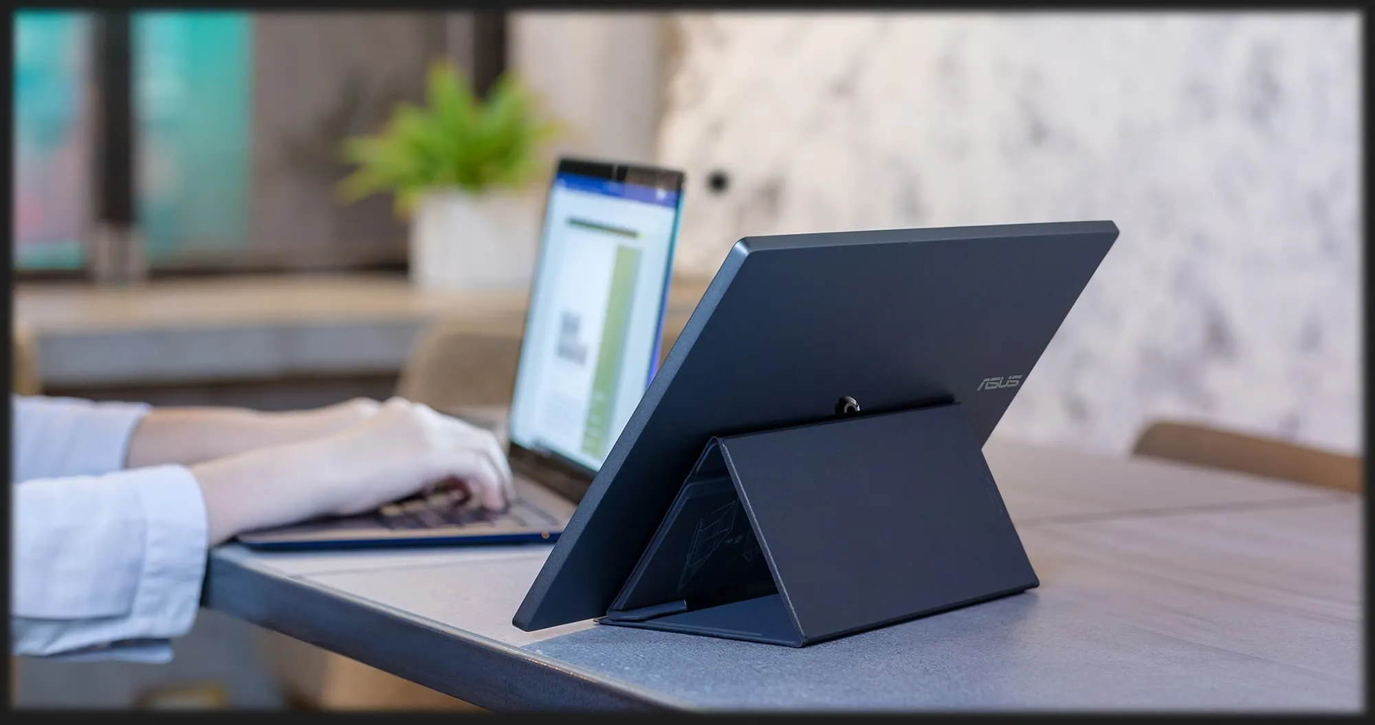 Портативний монітор ASUS 15.6" MB16ACE IPS 60Hz 90LM0381-B04170 (UA)