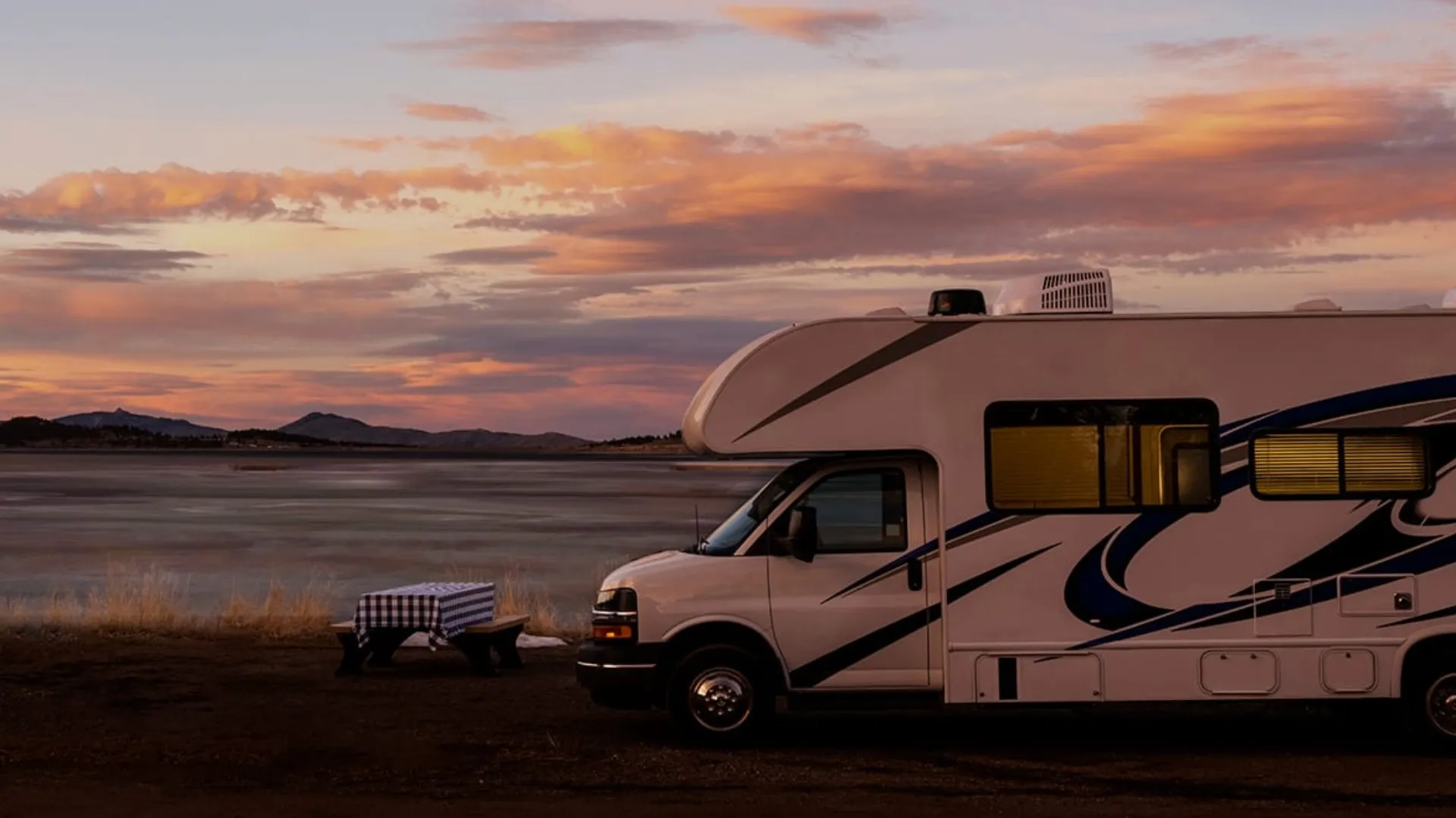 GPS-навігатор Garmin Camper 795 MT-D (010-02747-15)